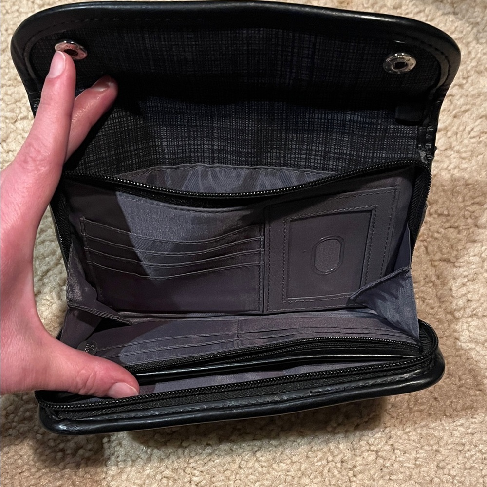 Thirty-One Black Wallet - Picture 4 of 5